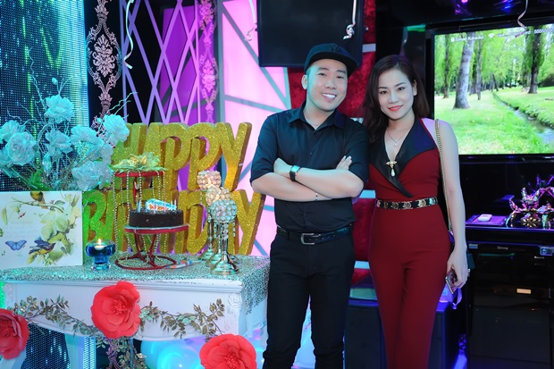 dan nguoi dep doanh nhan tham du sinh nhat chuyen gia trang diem tony tuong 24