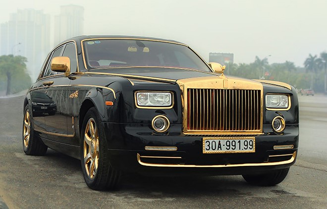 Dai gia Ha Noi lam moi RollsRoyce Phantom ma vang don Tet toancanhbaochi.net