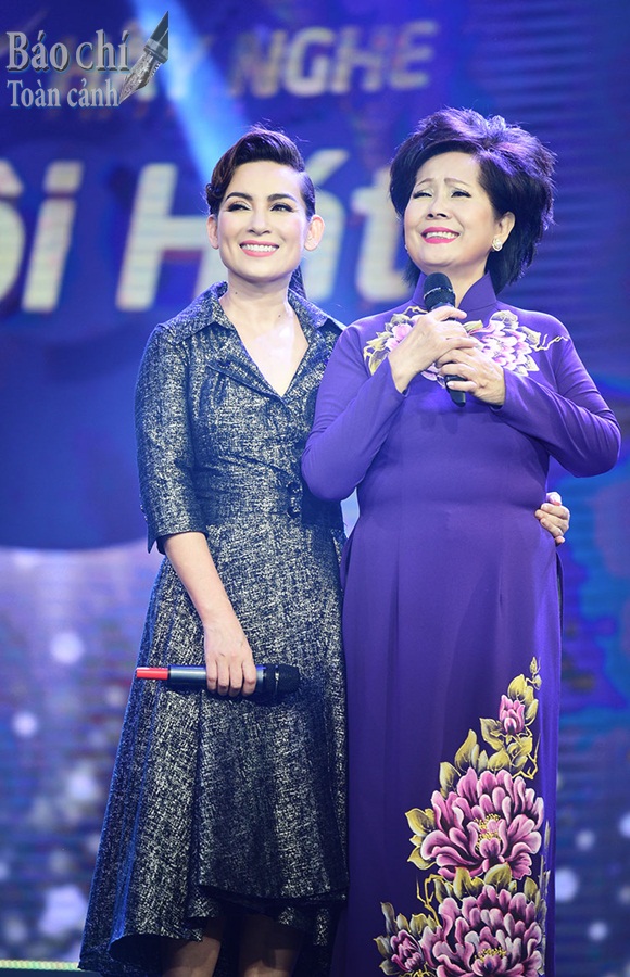 phuong dung phi nhung dem chung ket hay nghe toi hat