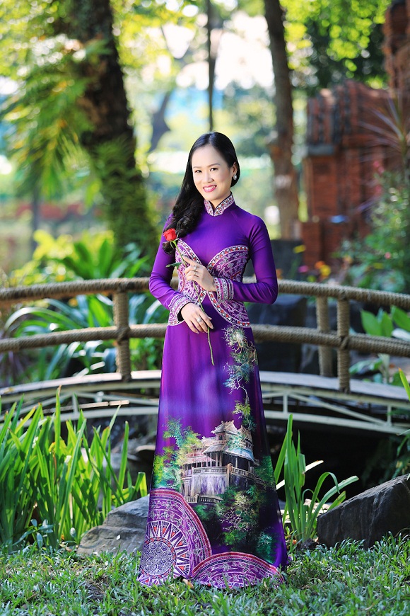 ao dai minh thuy.1