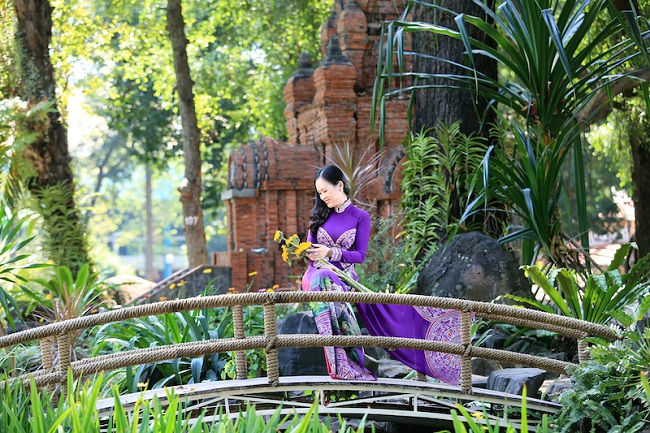 ao dai minh thuy13