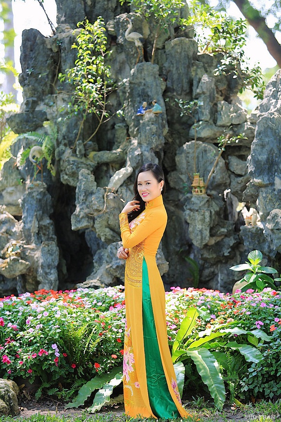 ao dai minh thuy4