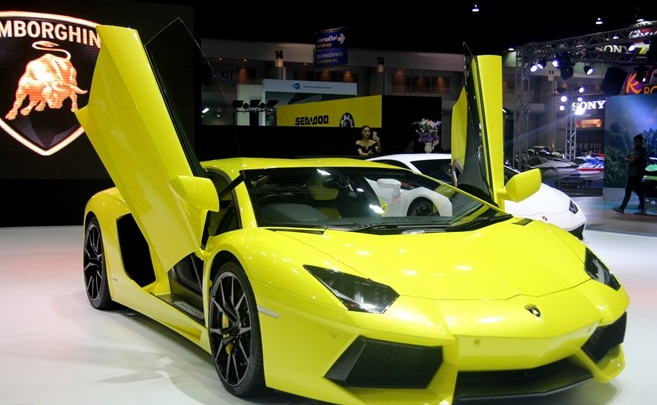 gia sieu xe aventador tai vn dat nhat the gioi sau 17