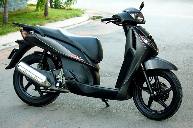 honda sh 2008 son dan ao mau xam den thanh lich o sai gon