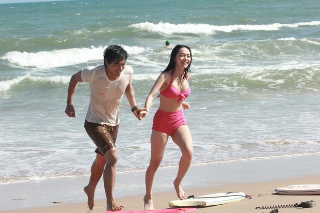 minh hang noi ve nghi van phim gia tinh that voi quy binh