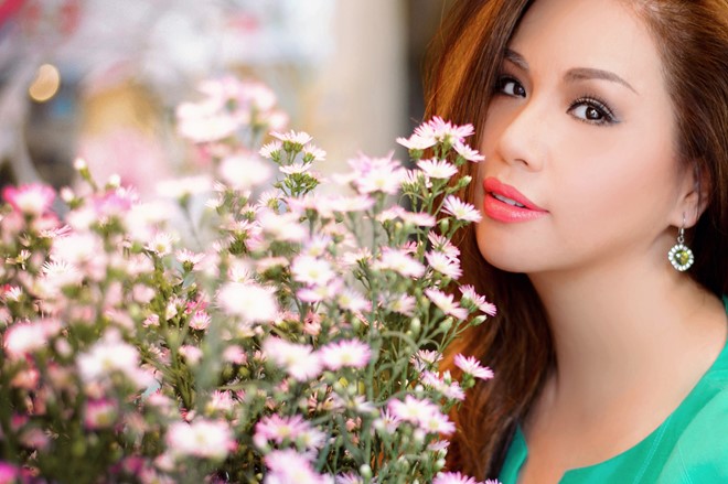 minh tuyet va nhung giot nuoc mat tren dat my
