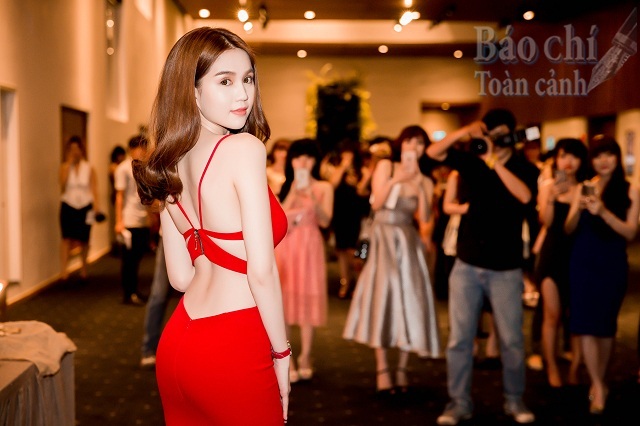 ngoc trinh hinh dep 6