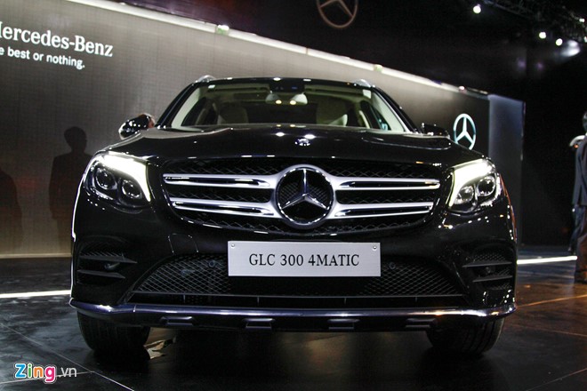 chi tiet mercedes benz glc 300 gia 1 9 ty dong vua ra mat