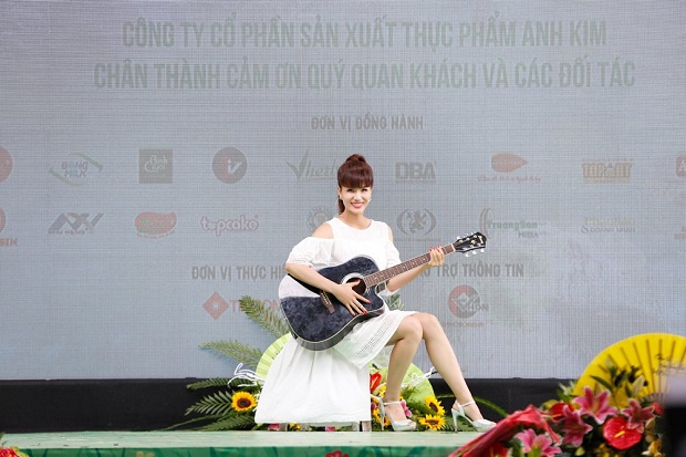 2 bang chau ngay hoi gia dinh toan cnah bao chi