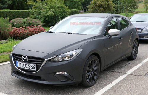 mazda 3 skyactiv x spy 06