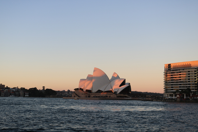 sydney du lich mien phi