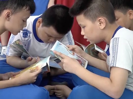 Câu Chuyện Cuộc Sống: Khi trẻ sớm nổi tiếng trên mạng