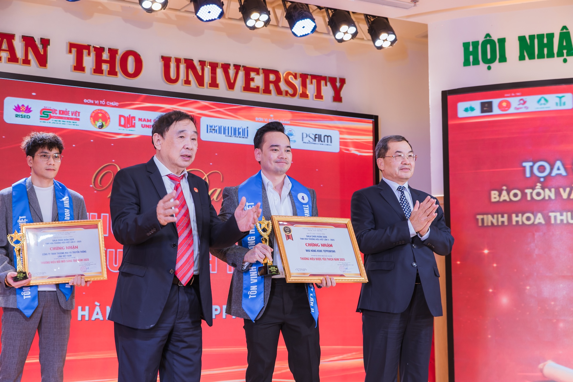 Tinh hoa thuong hieu viet lan2 6