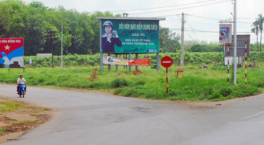 xay cau vuot giam un tac giua quoc lo 1a va quoc lo 20