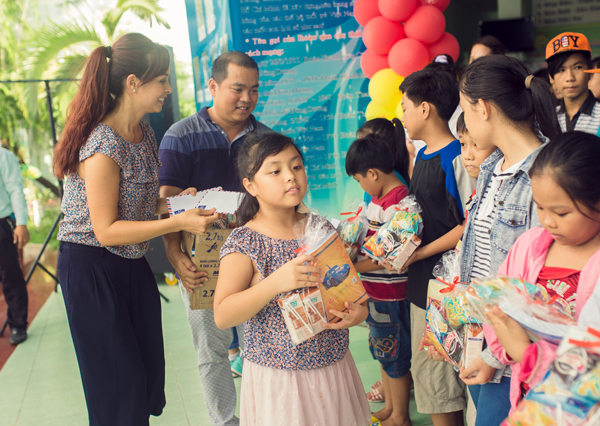 thuy hanh minh khang suti