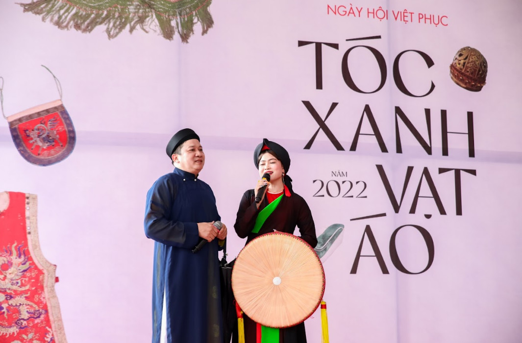 'Tóc xanh vạt áo' lần thứ IV ngày hội Việt phục & văn hóa truyền thống