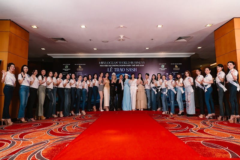 hoa hau doanh nhan dai duong