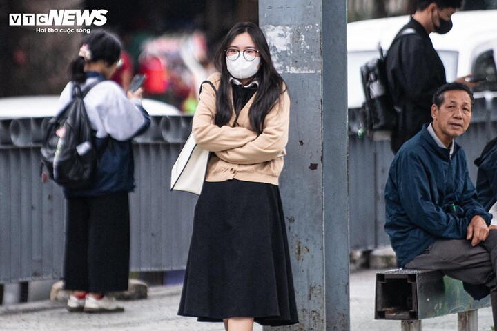 Đêm nay miền Bắc đón không khí lạnh, cuối tuần tăng cường mạnh hơn